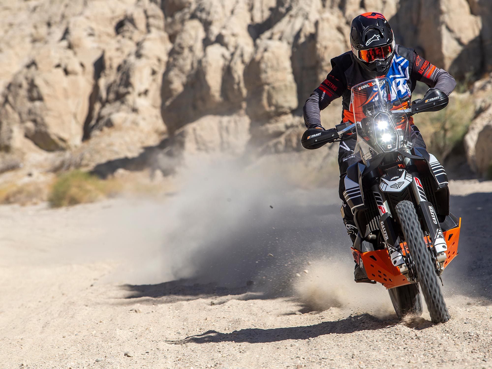 Should we take our no-compromise 790 Adventure R project racing? We think so too.