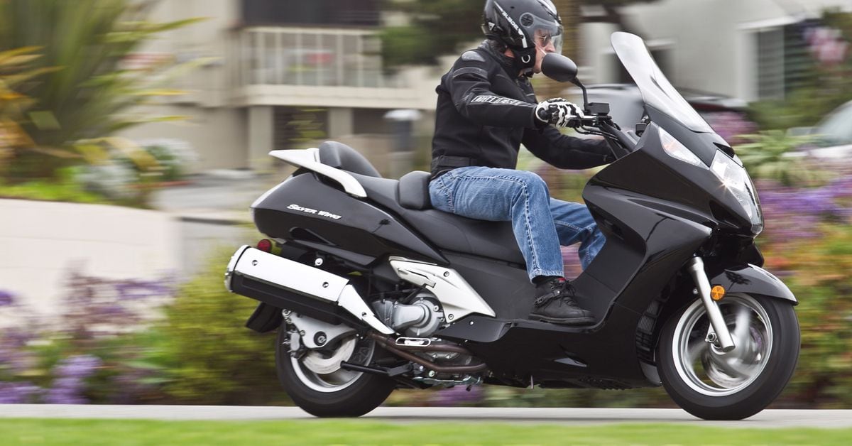 Скутер honda silver wing