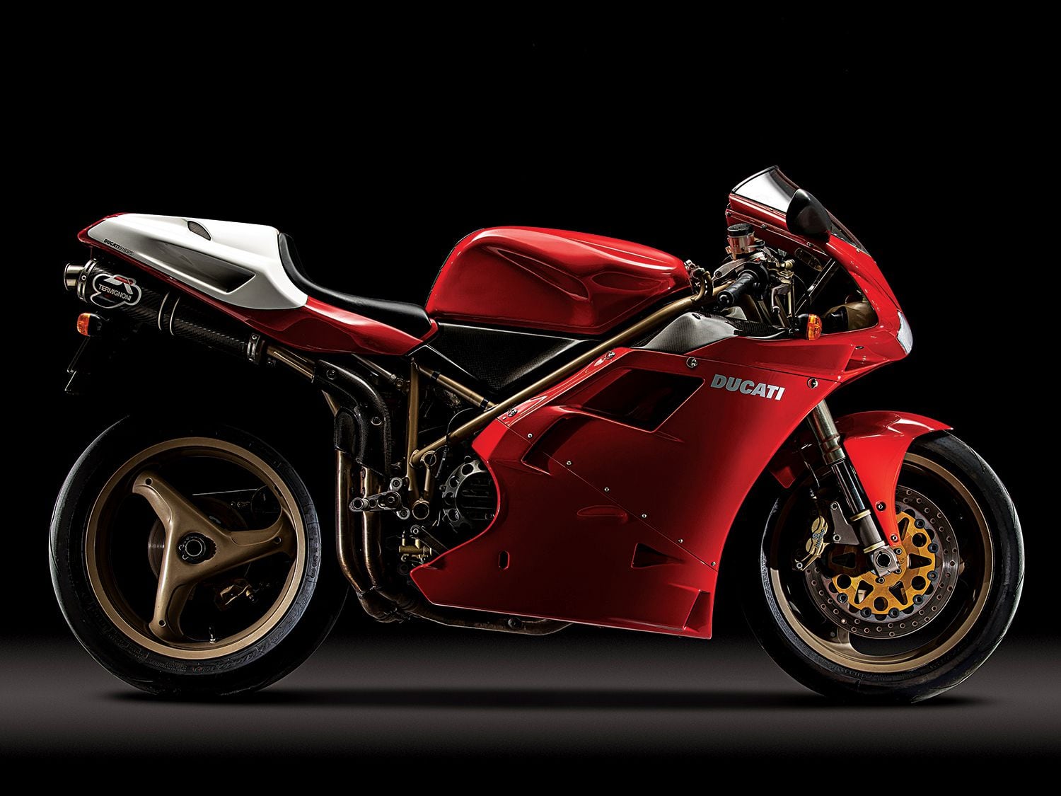 How The Ducati 916 Came Into Being | LaptrinhX / News