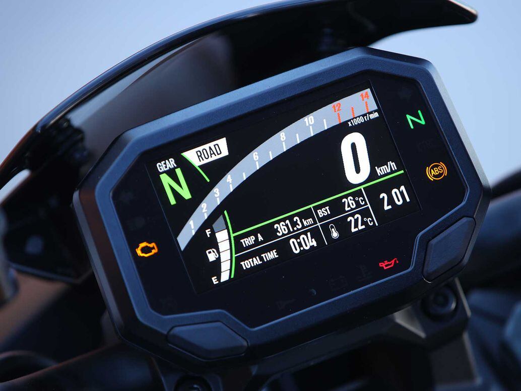 There is plenty of tunability accessible through the Z H2’s dash and even more via Kawasaki’s Rideology smartphone app.