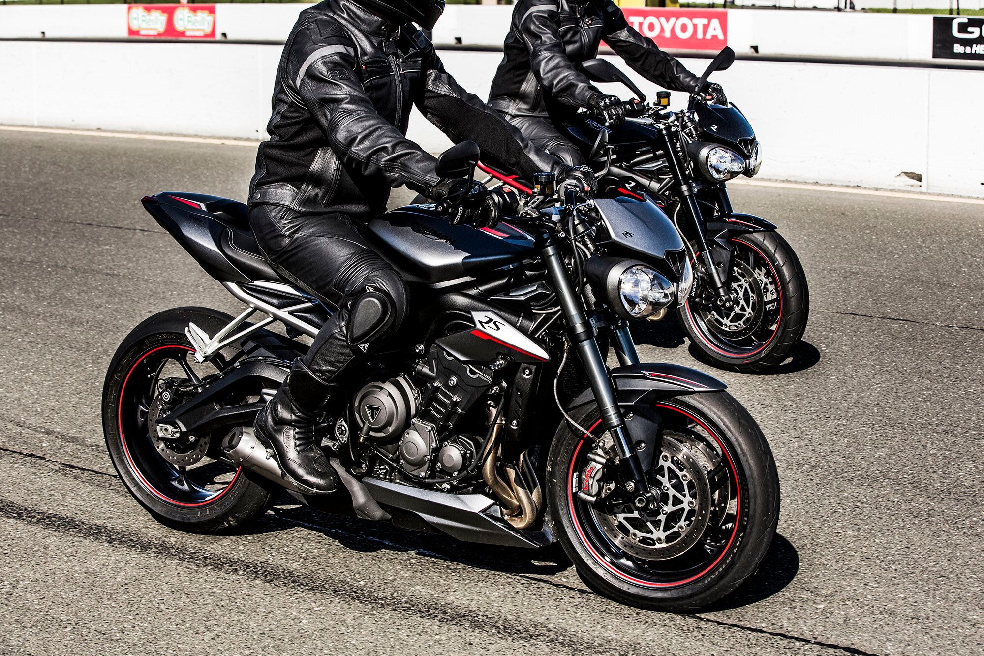 Ride, Acelerei uma Street Triple, Primeira Pessoa