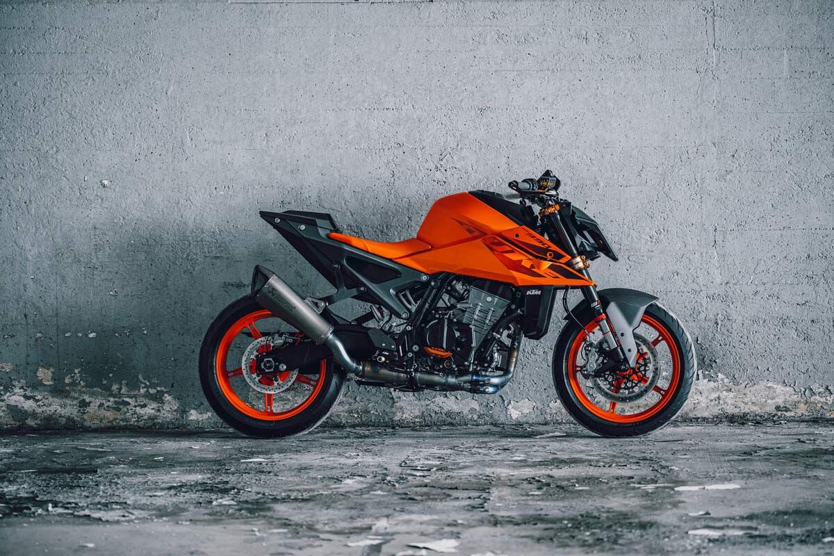 Ktm 990 super 2024 duke 2020