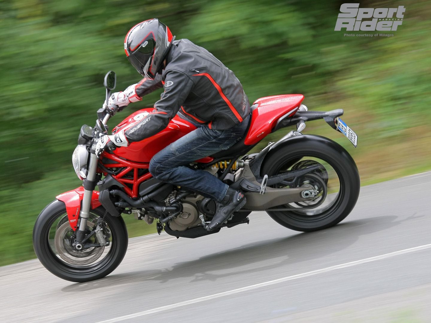 ducati monster 821 wheelie