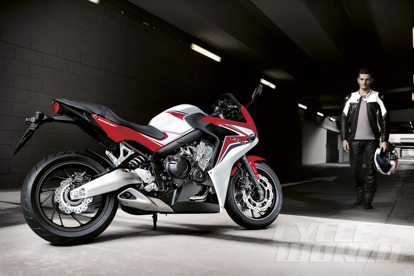 2014 Honda CBR650F First Look Review- Photos- Specifications