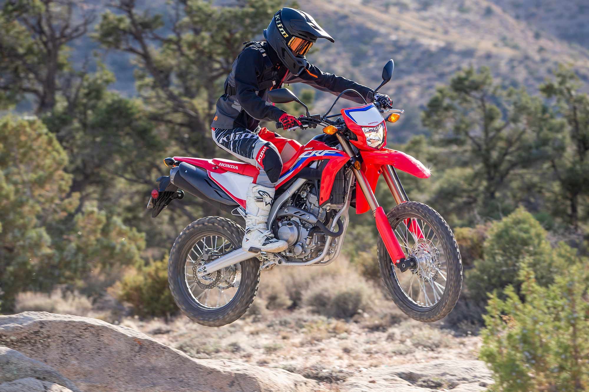 2021 Honda Crf300l Review Motorcycle Reviews Motorcycle Riders