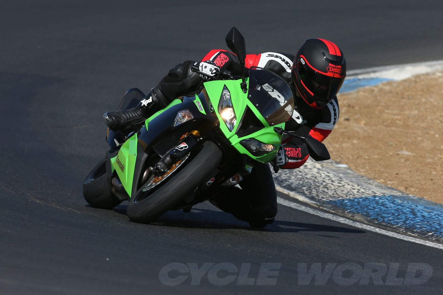 2013 Kawasaki Ninja ZX-6R 636 First Ride Review | Cycle World