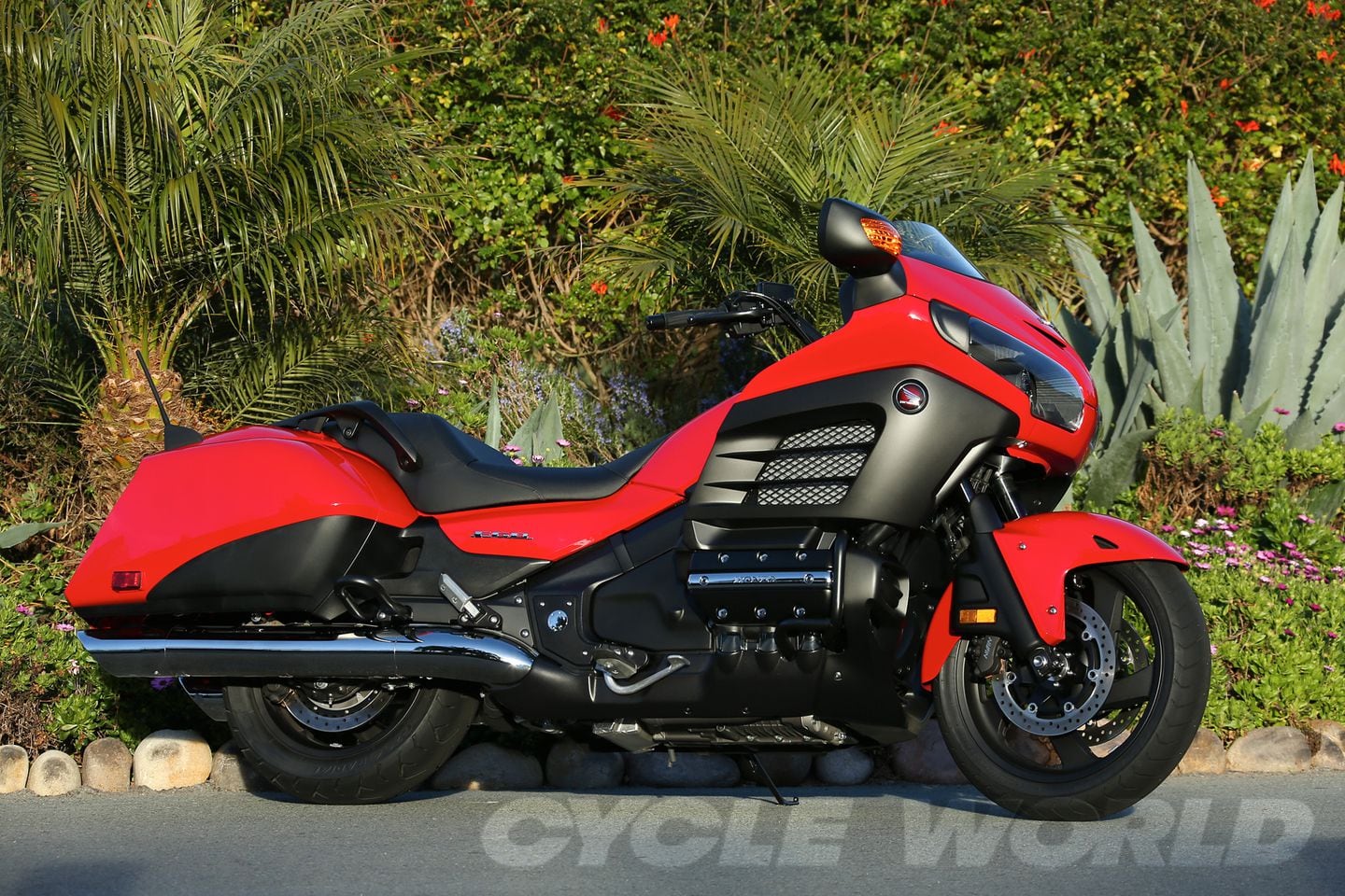 2013 honda deals f6b specs