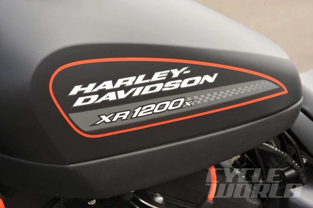 Harley Davidson XR 1200X 2010 decals