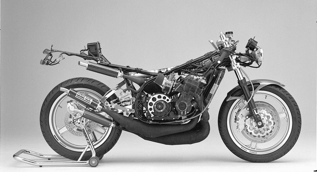 SR Archive: Outrageous! Yamaha TZ750 | Cycle World