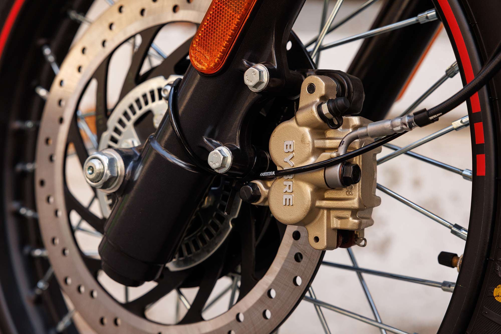 The brake system is a direct carryover from the Himalayan, with a ByBre single disc and two-piston caliper up front offering only so-so stopping power.