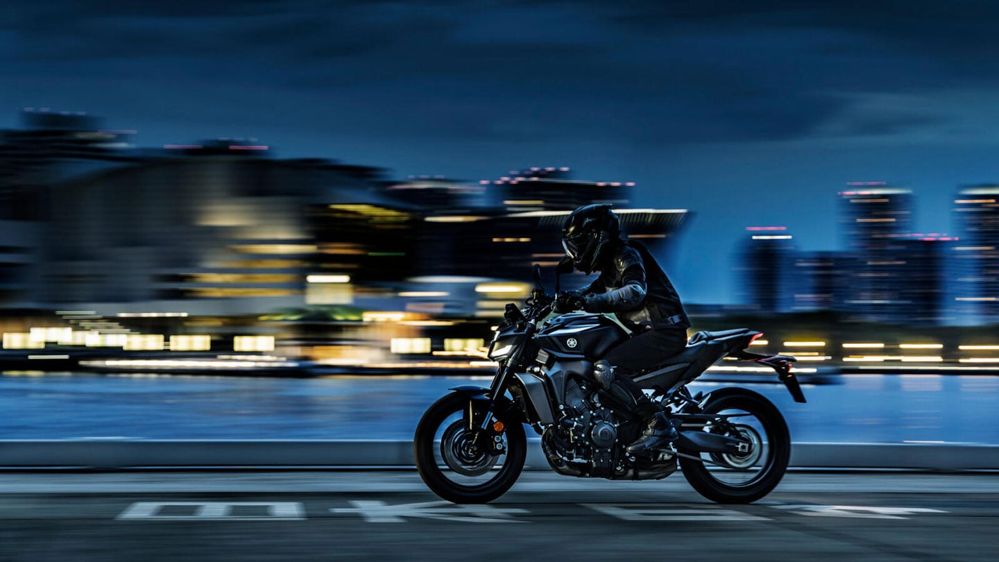 2025 Yamaha MT-09 Y-AMT.