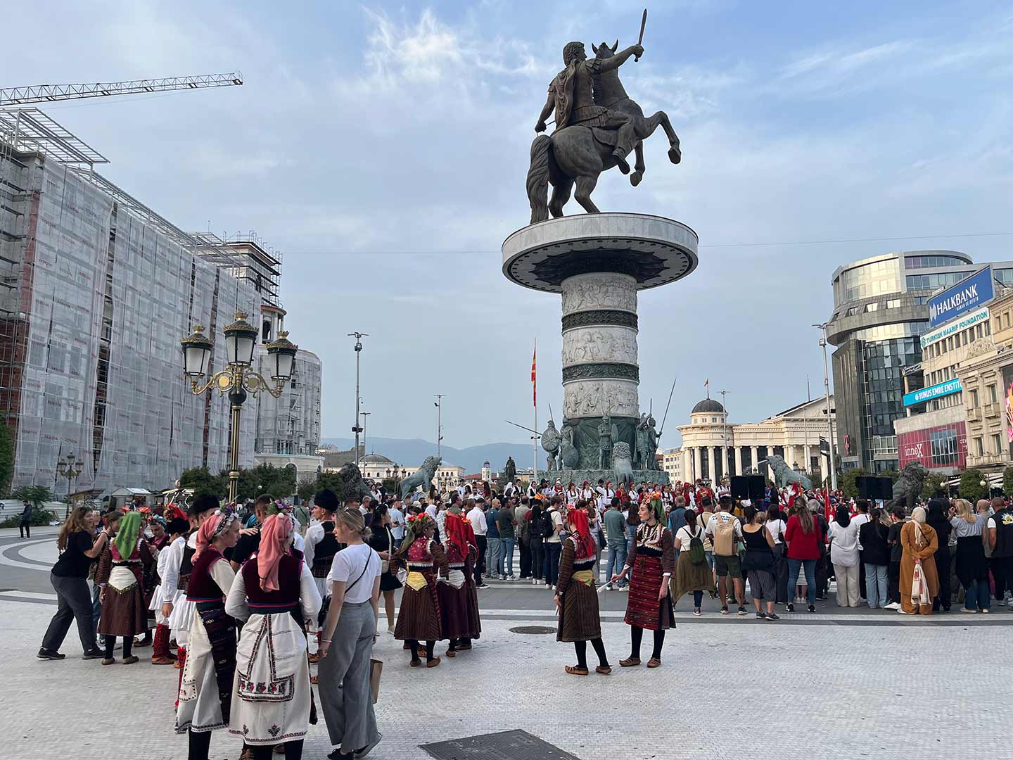 Skopje, Macédoine du Nord, et la statue controversée d'Alexandre le Grand.