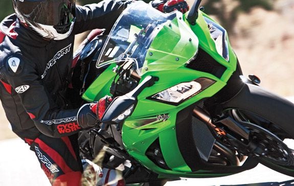 2011 Kawasaki ZX-10R- Kawasaki ZX-10R Preview, Information and 