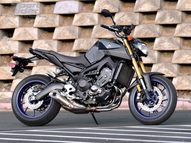 2014 Yamaha FZ-09 Review