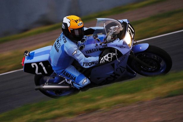 Kenny Roberts Suzuka 8 Hours Yamaha FZR750 Photo Gallery | Cycle World