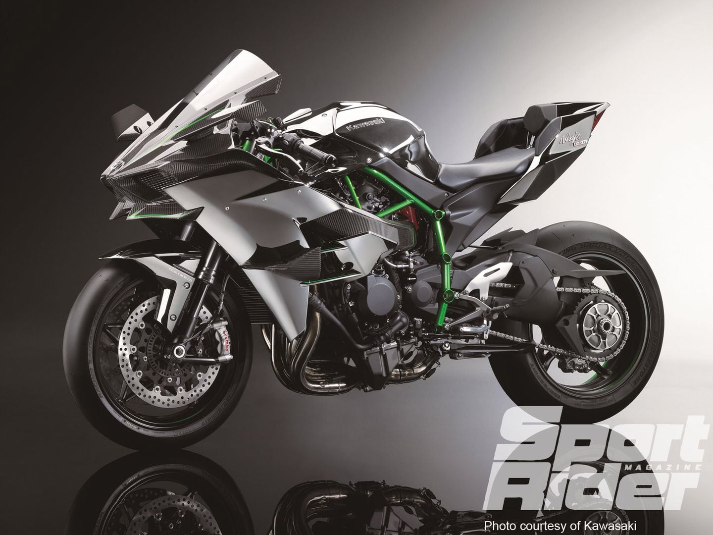 Kawasaki officially debuts 2015 Ninja H2R